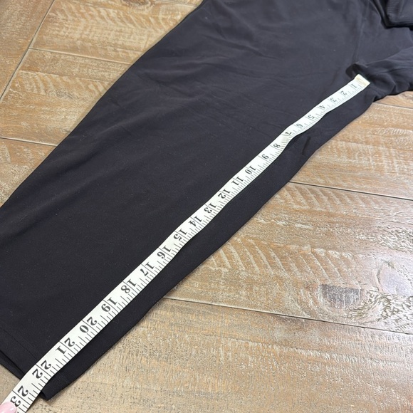 Lululemon fold over joggers - Picture 7 of 14